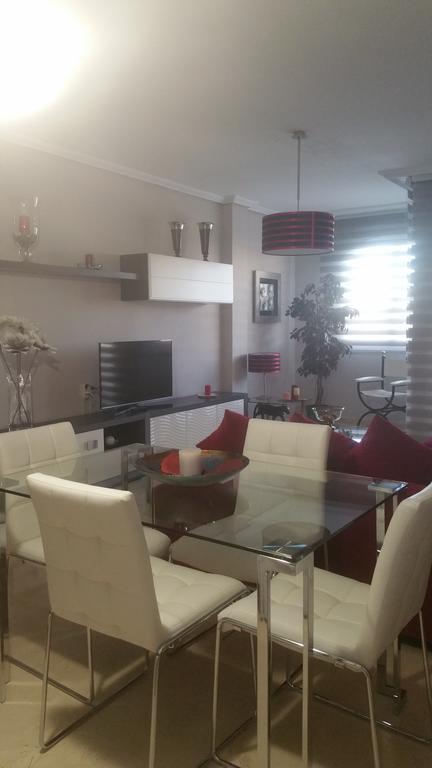 Apartamento Eduardo Dato Seville Exterior photo