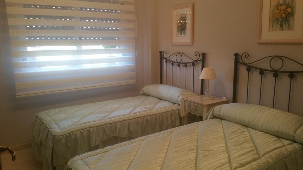 Apartamento Eduardo Dato Seville Exterior photo
